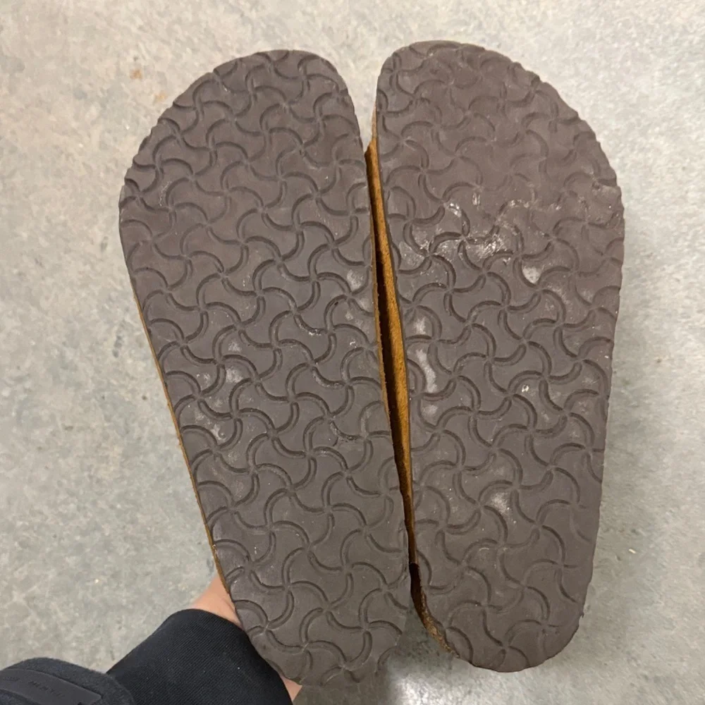 Birkenstock Kids Tan Suede Sandals